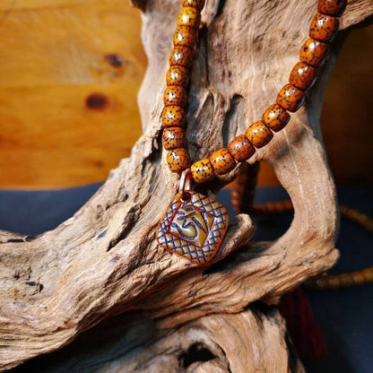 Yak Bone Carved OM Letter Prayer Bead Pendant,Bead Counter Clip Amulet for Mala - Gandhanra-ART