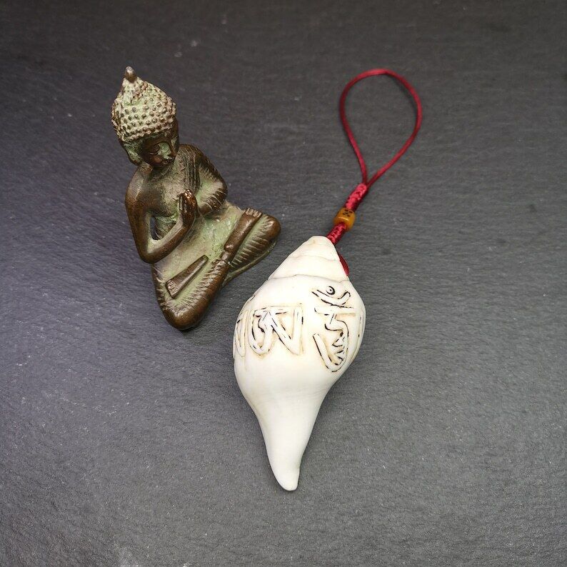 White Conch Shankha 3.31"×1.69" Gandhanra-ART