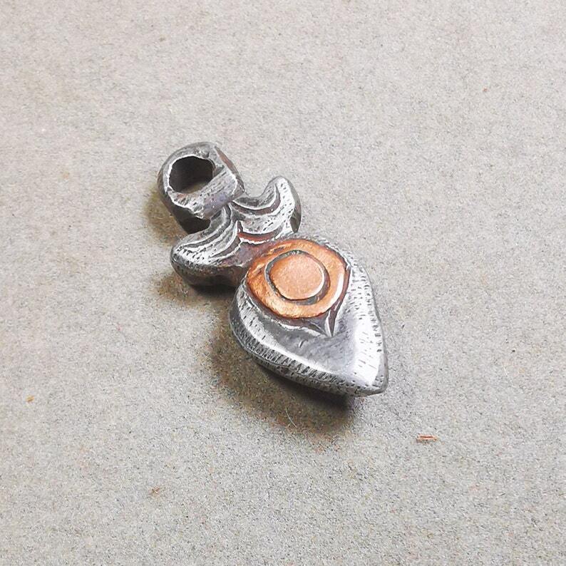 Mala Amulet,Mani Jewel Pendant,1.0" × 0.7" Gandhanra-ART