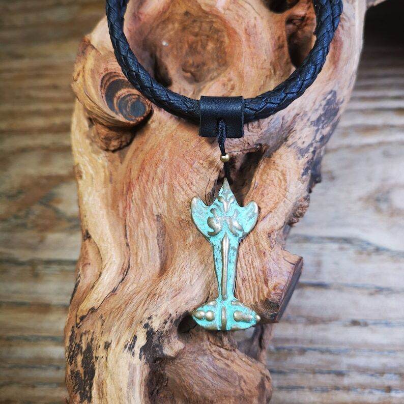 Buddhist Amulet Garuda,Garula,Golden-winged Bird Pendant - Gandhanra-ART