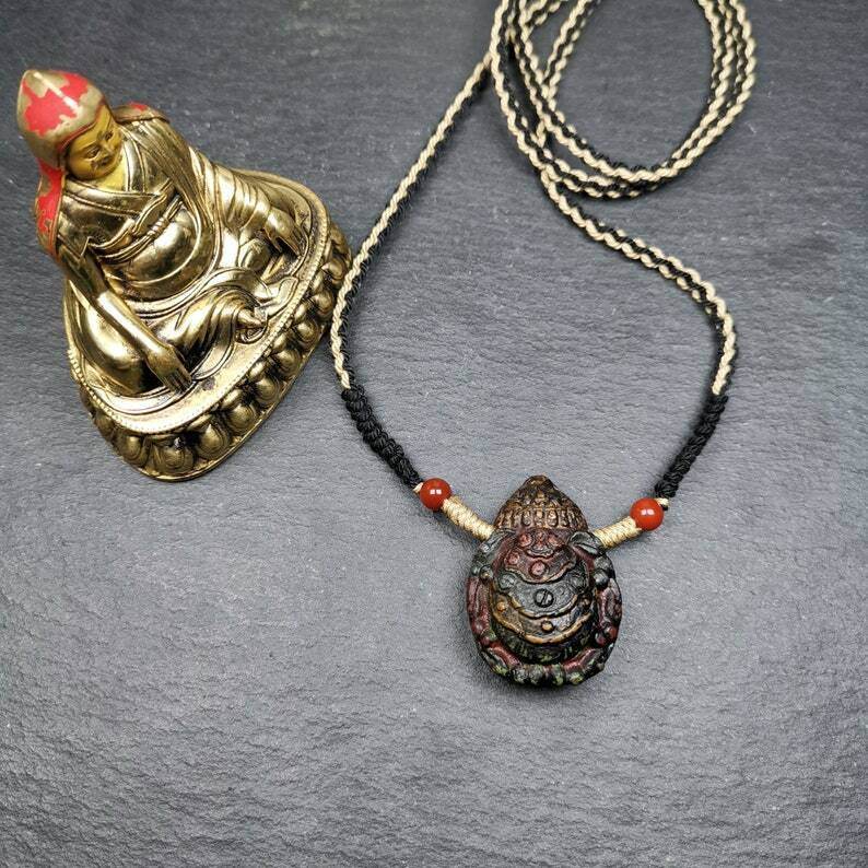 Old Tibetan Tsa Tsa Amulet, Scorpion Guru of Padmasambhava,Scorpion Terma Amulet - Gandhanra-ART