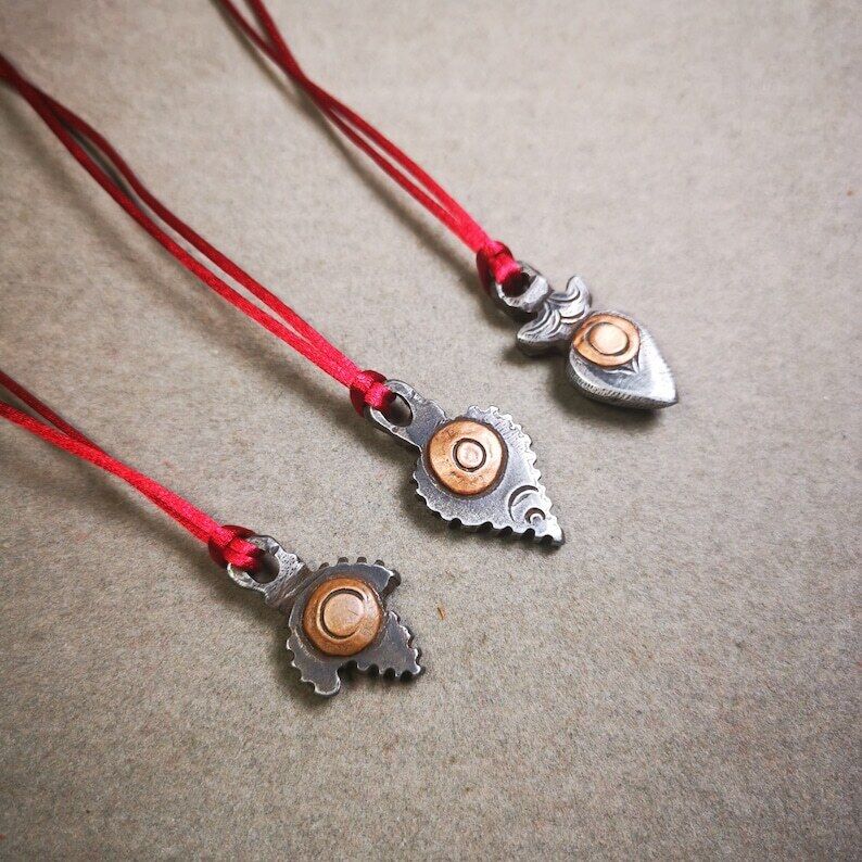 Mala Amulet,Mani Jewel Pendant,1.0" × 0.7" Gandhanra-ART