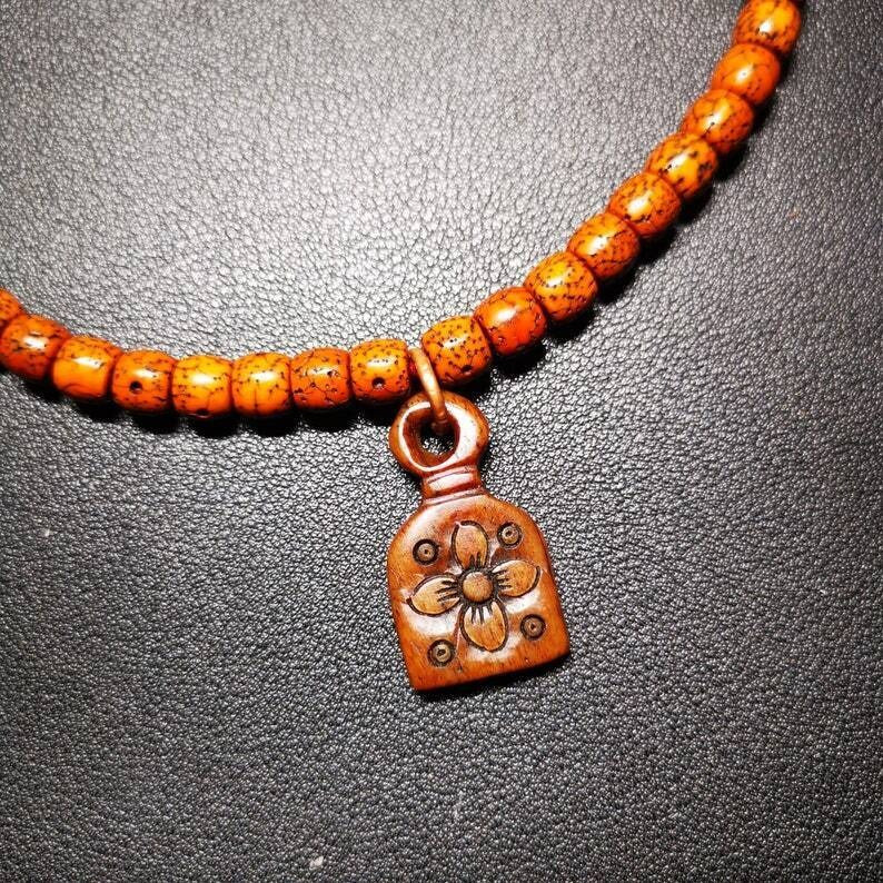 Amulet,Conch Pendant, Bead Counter Clip Pendant 1.0"×.0.7" Gandhanra-ART