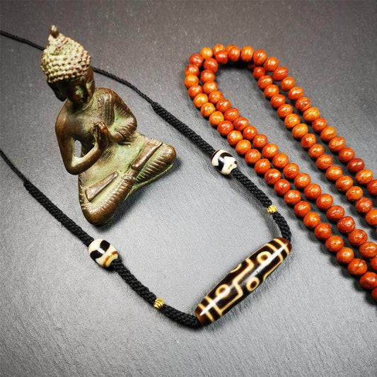9 Eyed Dzi Bead Necklace - Gandhanra-ART