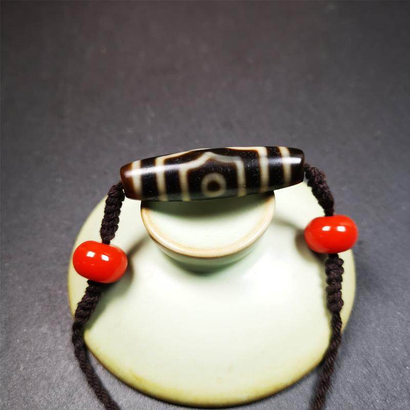 3 Eyed Dzi Bead Necklace - Gandhanra-ART