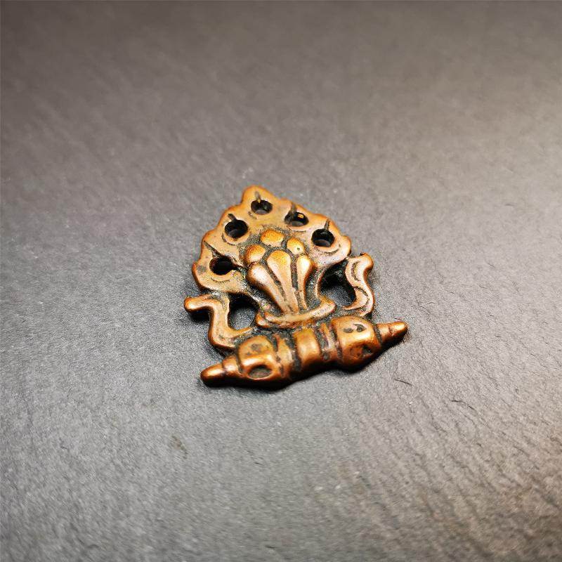 Wish-Fulfilling Cintamani Amulet - Gandhanra-ART