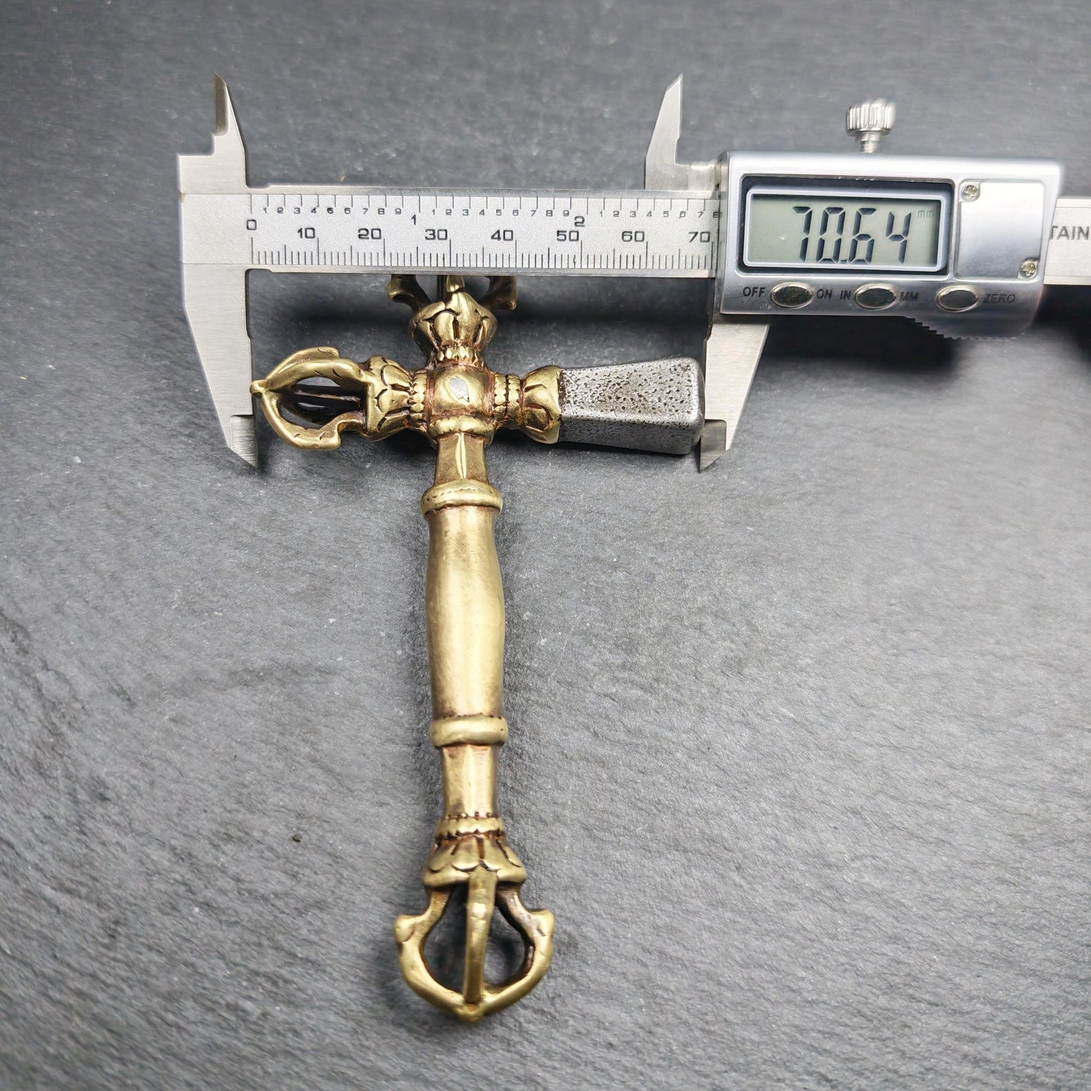 Vajra Hammer 5.1" Gandhanra-ART