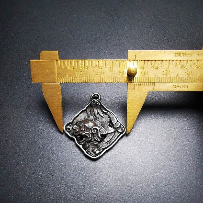 Amulet,Snow Lion-the Four Dignities - Gandhanra-ART