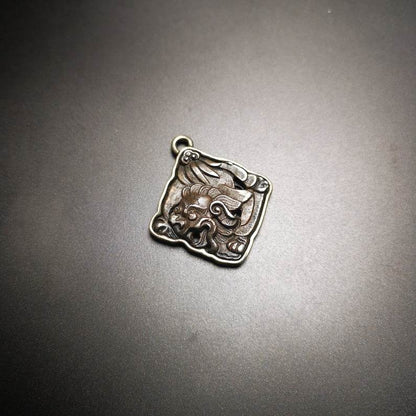 Amulet,Snow Lion-the Four Dignities - Gandhanra-ART