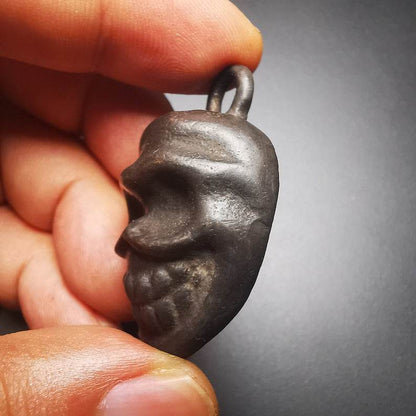 Skull Sītavana Amulet,Smasana Adhipati Pendant,Made of Thokcha - Gandhanra-ART