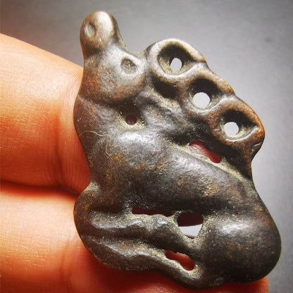 Antique Deer Amulet Badge,Tibetan Buddhist Pendant,Made of Thokcha,60 Years Old - Gandhanra-ART