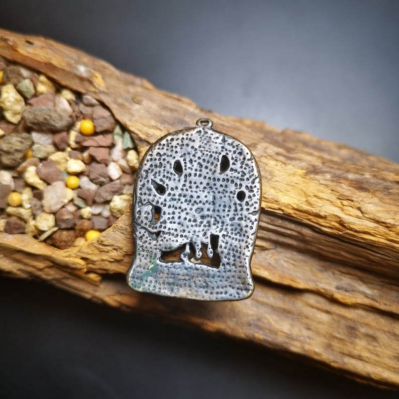 Thokcha Amulet Pendant,Mahakala, Buddhist Protector Deity, Made of Thunder Iron - Gandhanra-ART