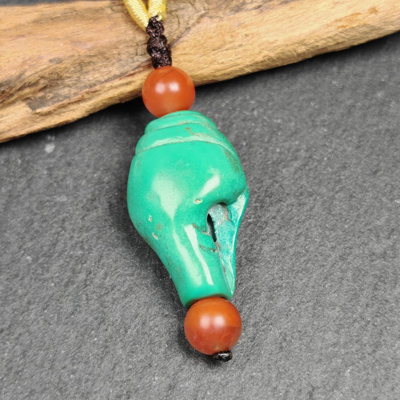 Shankha Amulet,Turquoise Conch Shell Pendant,25×15mm Gandhanra-ART