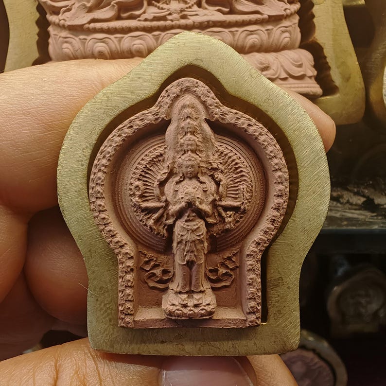 1000 Armed Avakokitesvara Tsa Tsa Mold | 5cm Gandhanra-ART