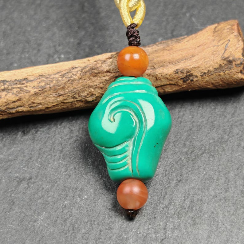 Shankha Amulet,Hand Carved Turquoise Conch Shell Pendant,25×20mm Gandhanra-ART