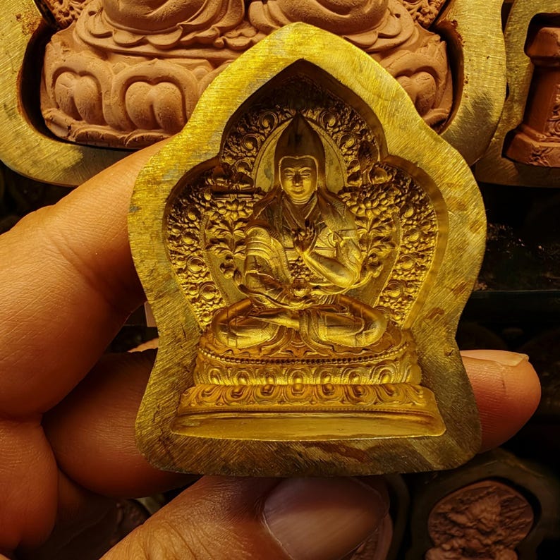 Longevity Practice Je Tsongkhapa Tsa Tsa Mold | 4.5cm Gandhanra-ART