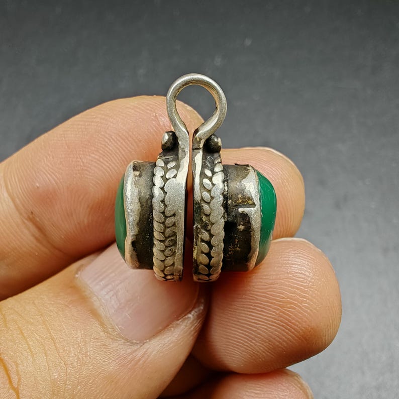 Turquoise Counter Clip | Sterling Silver Bhum Clip for Mala | 17*11mm Gandhanra-ART
