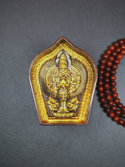 This unique 1000 Armes Avalokitesvara Tsa-Tsa buddha statue mold is made by Tibetan craftsmen in Hepo Township, Baiyu County. With this exquisite mold, you can use clay to make your own Buddha statue as a decoration or consecration. The statue that you make from your moulds can be left plain or painted.