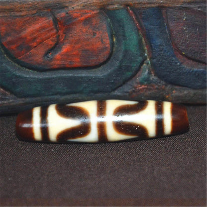 Tiger Tooth Tasso Dzi Bead - Gandhanra-ART
