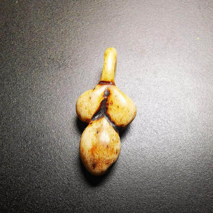 Gandhanra Tibetan Bone Carved Nubro Amulet,Mani Jewel/Wish-Fulfilling Cintamani, Pendant for Mala,Prayer Beads Accessories - Gandhanra-ART