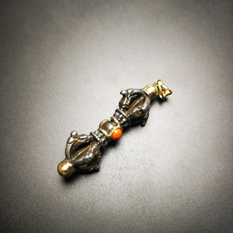 Amulet,Dorje Vajra Pendant 2.0"×0.63" Gandhanra-ART