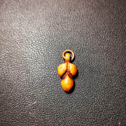 Gandhanra Tibetan Bone Carved Nubro Amulet,Mani Jewel/Wish-Fulfilling Cintamani, Pendant for Mala,Prayer Beads Accessories - Gandhanra-ART